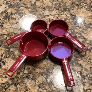 Red measuring cups